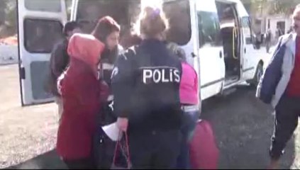 Kadınları gizli tünellerde saklamışlar
