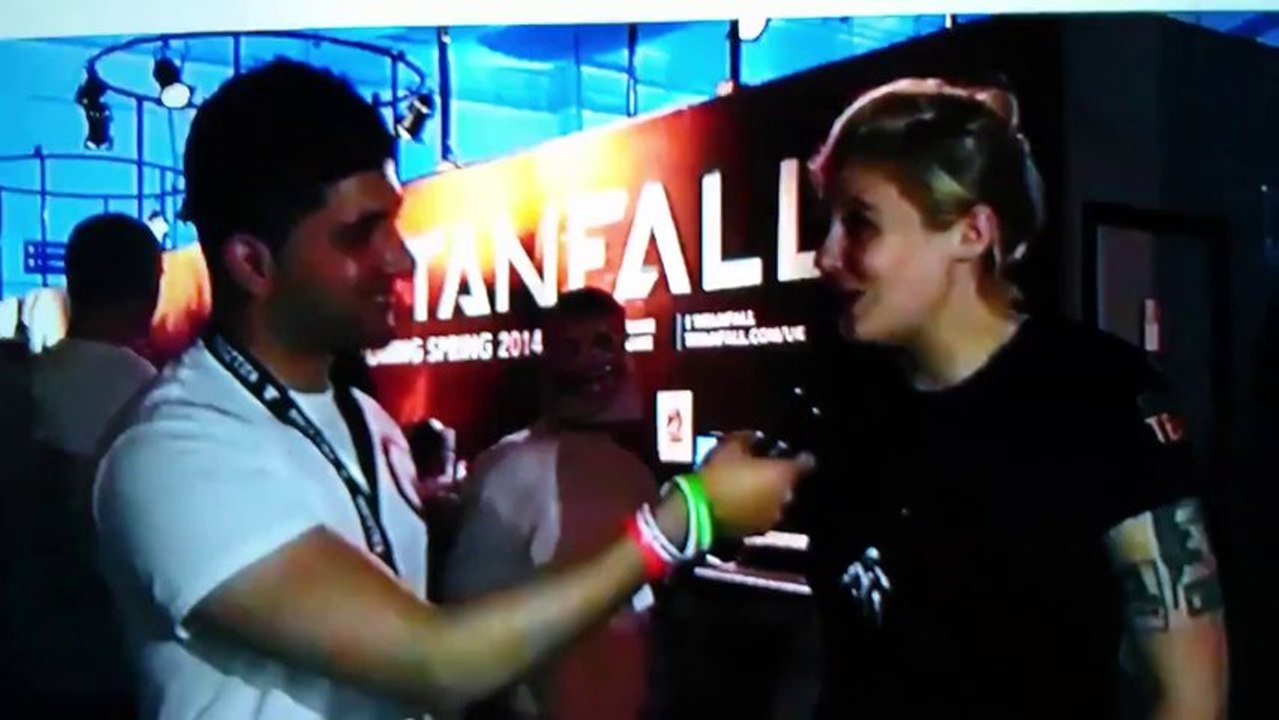 Xbox One - UI and Snap Mode Walkthrough