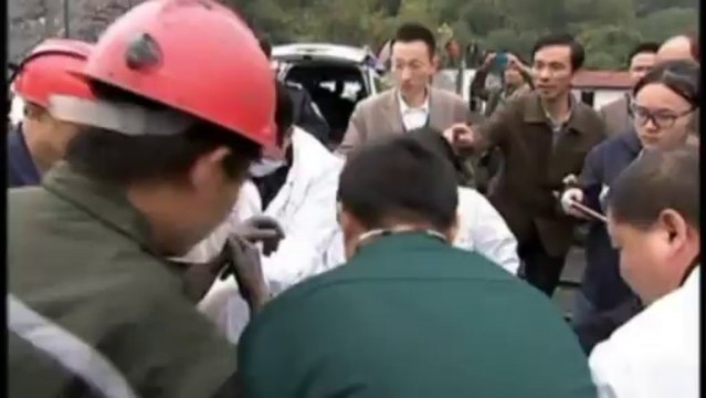 Two miners rescued after two days trapped underground