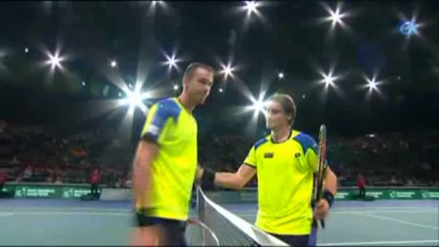 Nadal, Ferrer y Almagro avanzan en Bercy