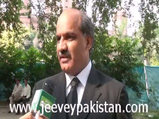 Javed Iqbal Raja  Advocate commenting on Supreme Bar Election 2013 at Lhr.