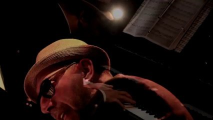 Cali & Steve Nieve - L'affiche rouge (live)