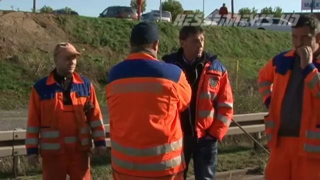 Tödlicher Unfall auf A7 - Transporter rast in Sattelzug 31.10.2013