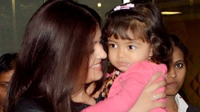 Aaradhya Bachchan Sings Happy Birthday Song For Aishwarya Rai On Her 40th Birthday