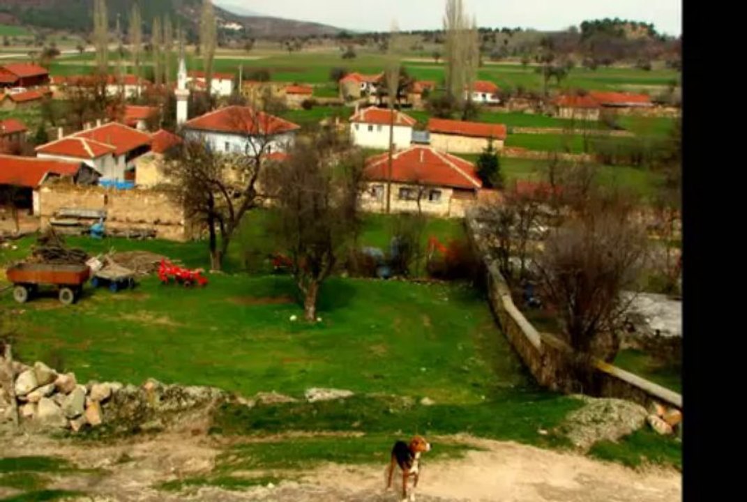YAZILI KAYA.