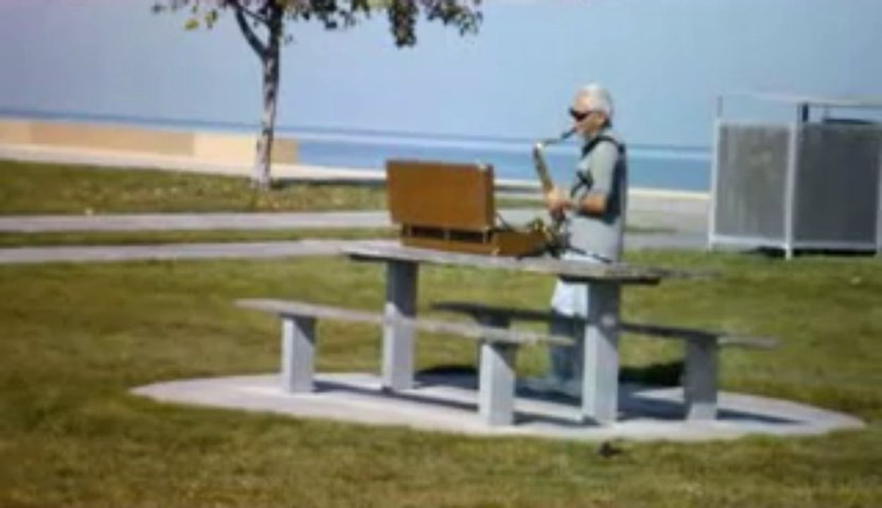 Guy on Sax @ park... hard to hear music