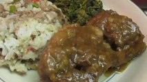 Smothered Oxtails and Gravy Recipe