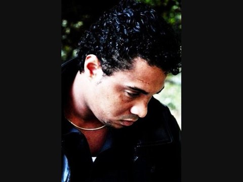 Chanson 'L'Inconnu(e) dans ma maison' – Jann Halexander (2003)