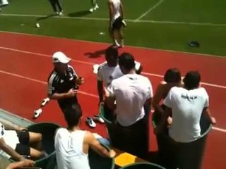 Beşiktaşlı oyunculardan ilginç serinleme yöntemi