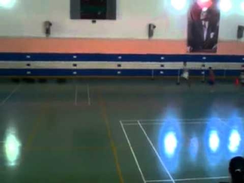 Mersin Üniversitesi Besyo mekik koşusu 2011