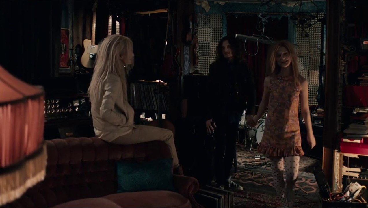 ONLY LOVERS LEFT ALIVE Clip | Festival 2013