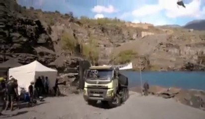 Mouse can drive a truck