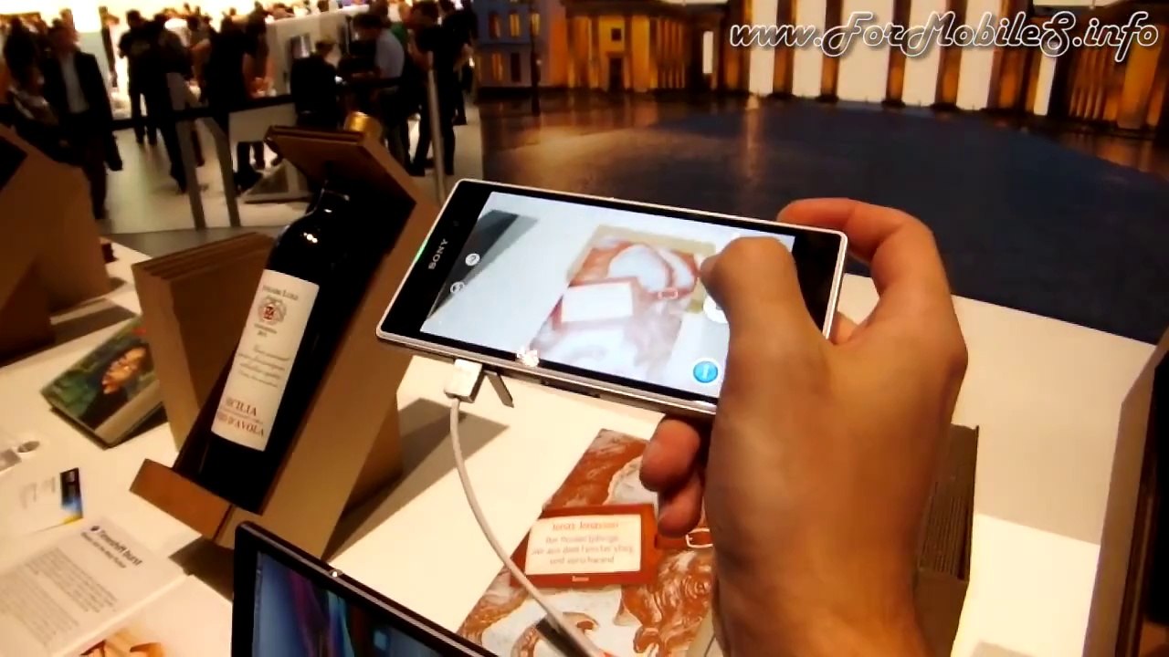 IFA 2013 - Demo su funzione Info-eye presente in Xperia Z1