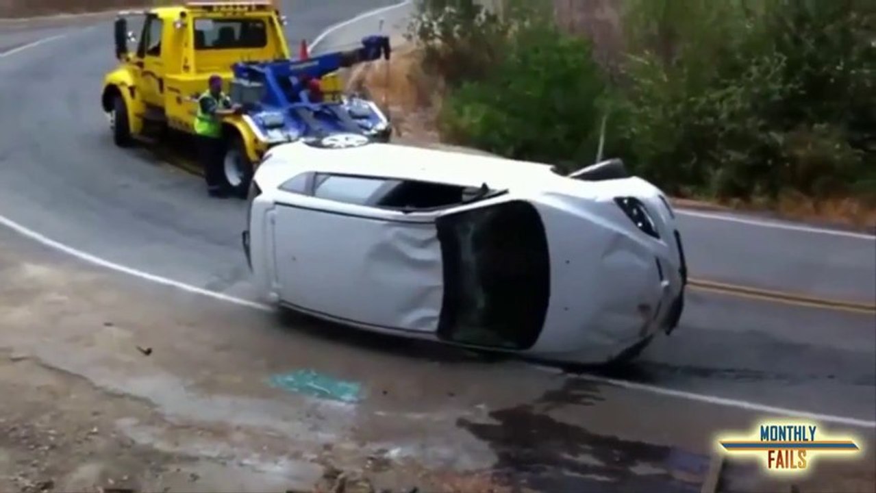 Du FAIL de luxe pour cette compil' d'octobre avec : accident de voiture, ados débiles, chutes violentes... du lourd!