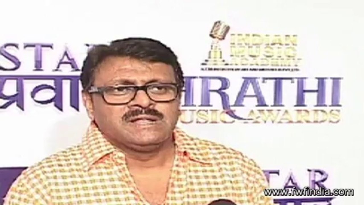 Vijay Pathkar Bollywood Celebrity Wishes Happy Diwali 2013