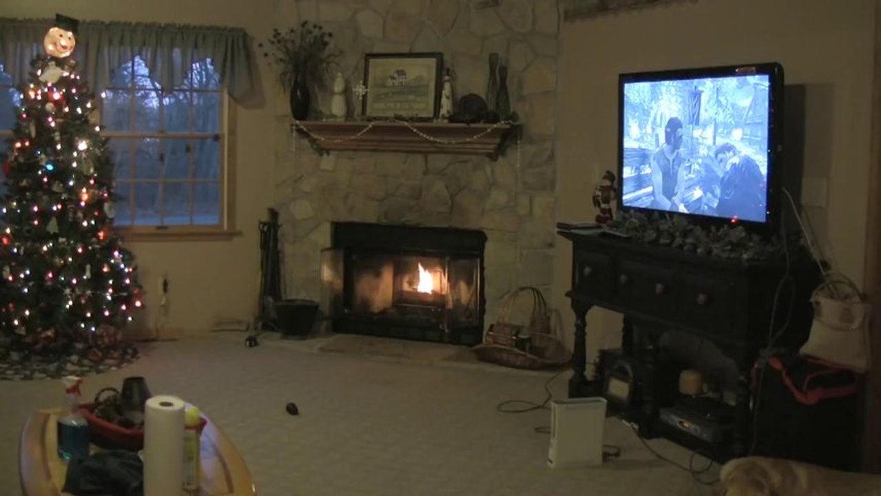 Psycho Guy Destroys Xbox 360