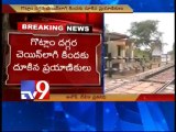 8 killed as Rail hit passengers in Vizianagaram