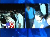 8 killed as Rail hit passengers in Vizianagaram - Tv9 Exclusive visuals