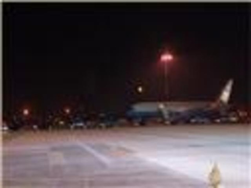 جون كيري يزور القاهرة قبل محاكمة مرسي