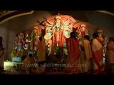 Durga Maa and her devotees: Aarti at CR Park Durga Puja