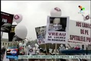 Médicos y enfermeras de Rumania protestan por mejoras salariales