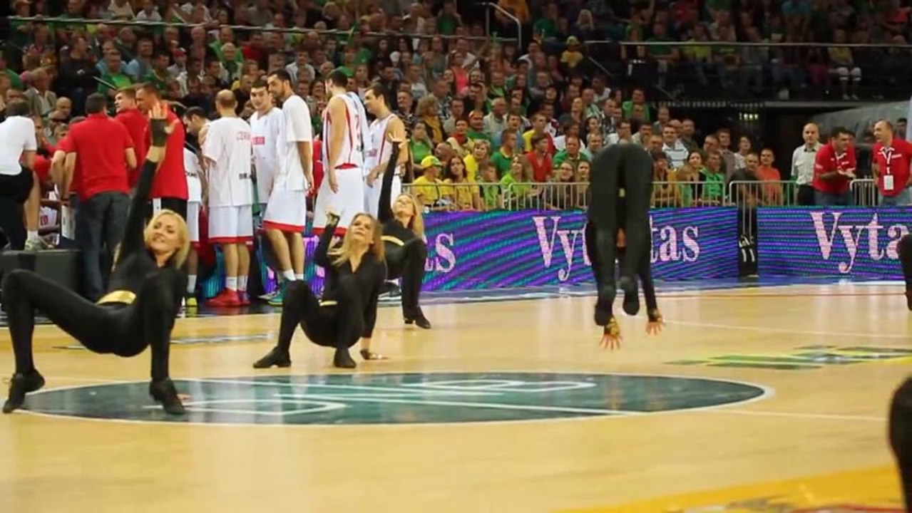 „Žalgirio_ šokėjos - Can you Love Me Again_