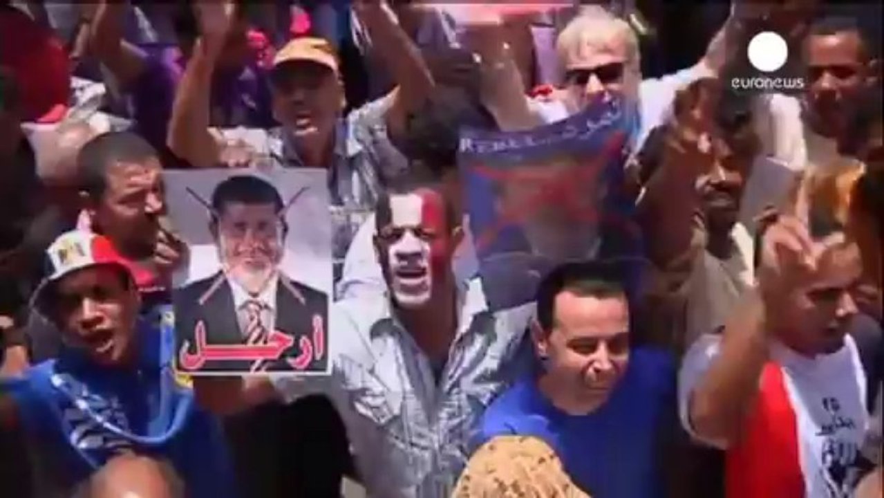 Morsi trial adjourned in Cairo after chants disrupt proceedings