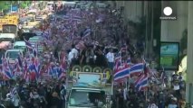 Des milliers de Thaïlandais se mobilisent contre une loi d'amnistie