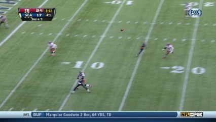 QB Wilson to WR Kearse, 27-yd, pass