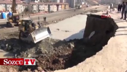 ODTÜ yolu çöktü!