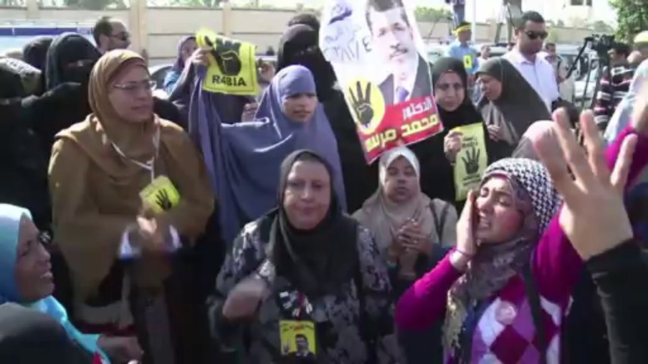 Egypte: le procès du président Morsi ajourné