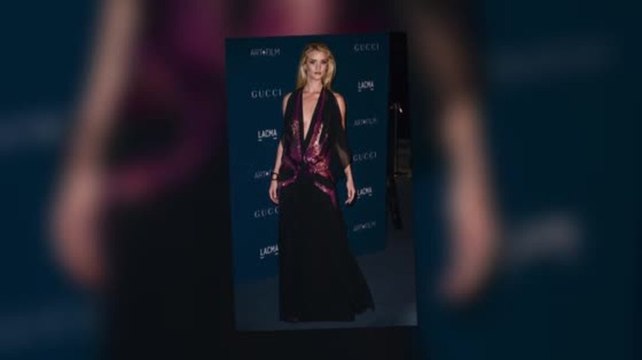 Rosie Huntington-Whiteley Dares to Bare in a Plunging Gown