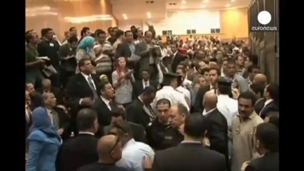 Darbe mahkemesi yarıda kaldı