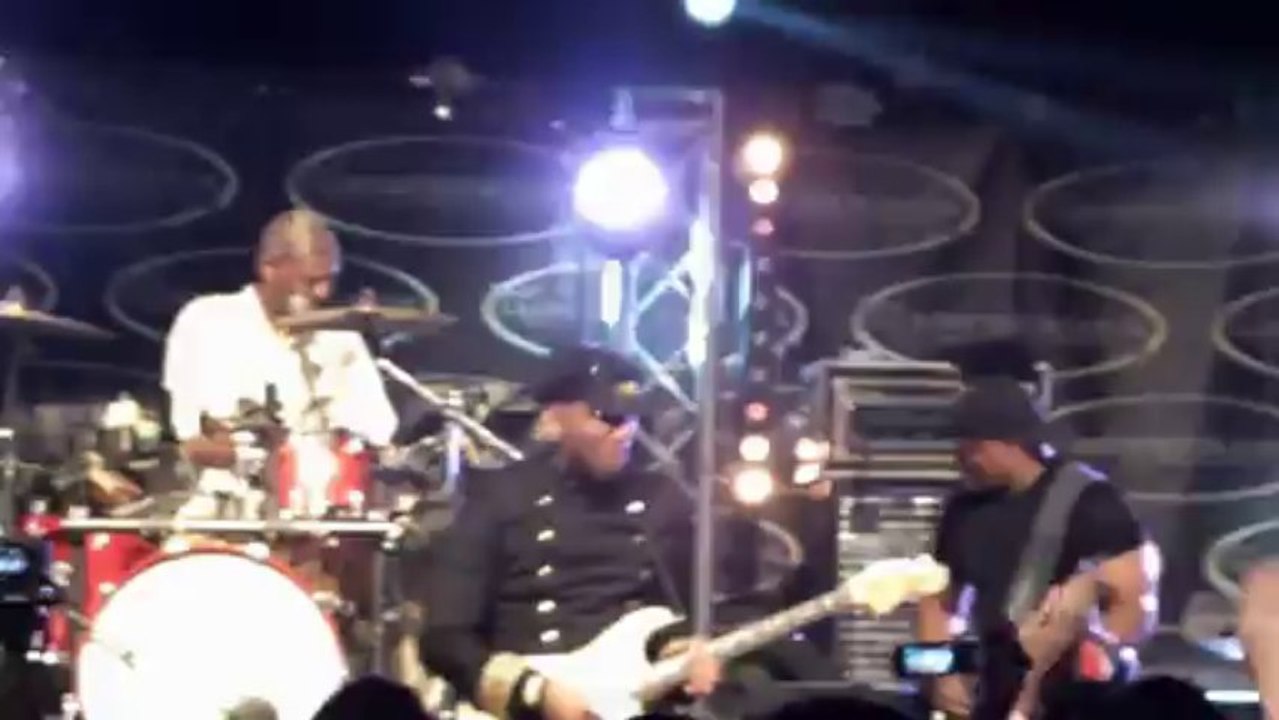 B.B. and Q Band - Stay (Lyon 2013)