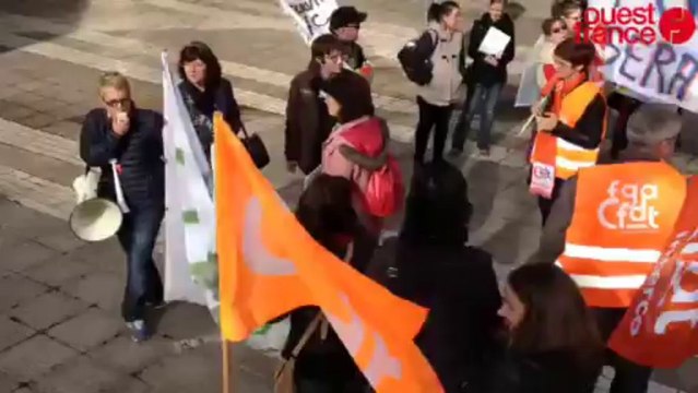 Manif au CCAS - Les agents de l'accueil social veulent être reconnus