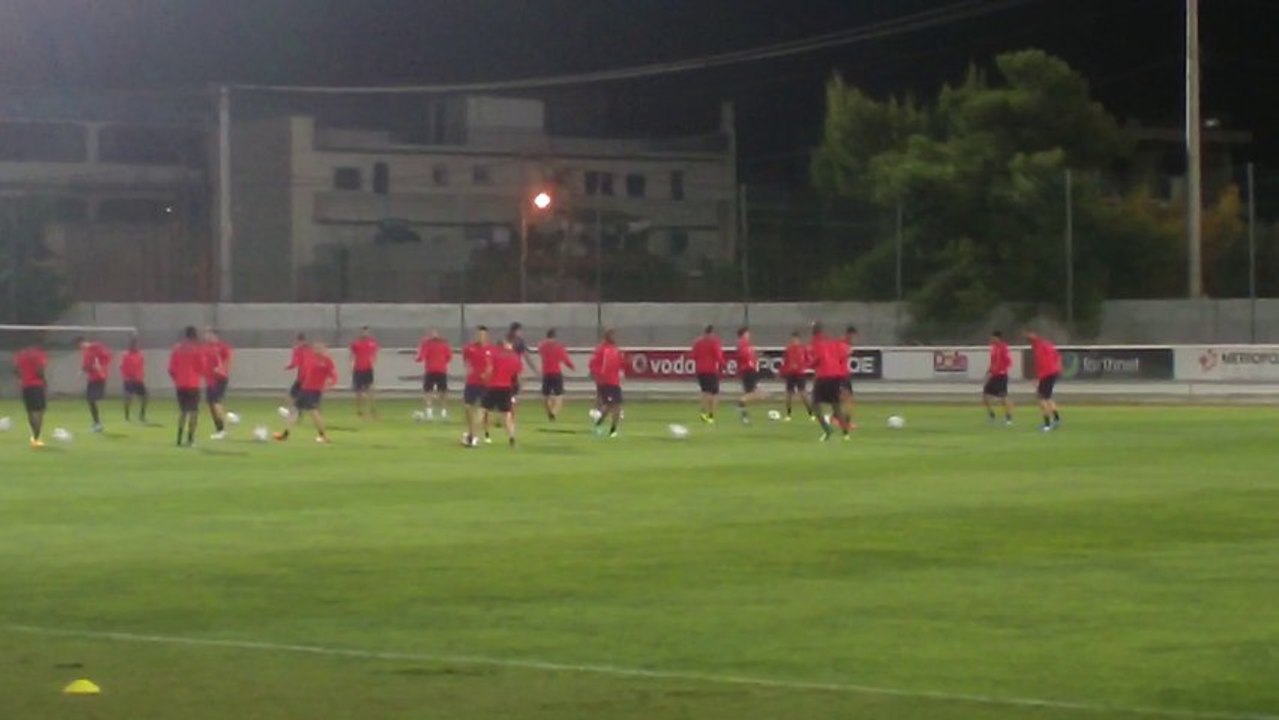 Πλάνα από την προπόνηση του Ολυμπιακού πριν από το ματς με την Μπενφίκα (1)