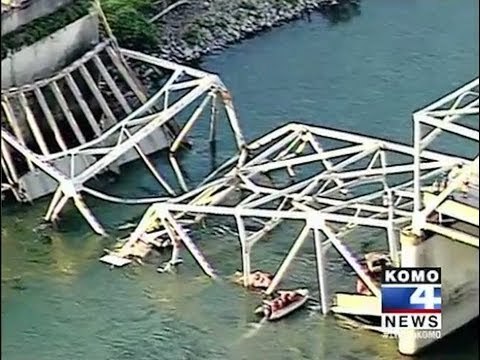 Bridge collapses in Washington state