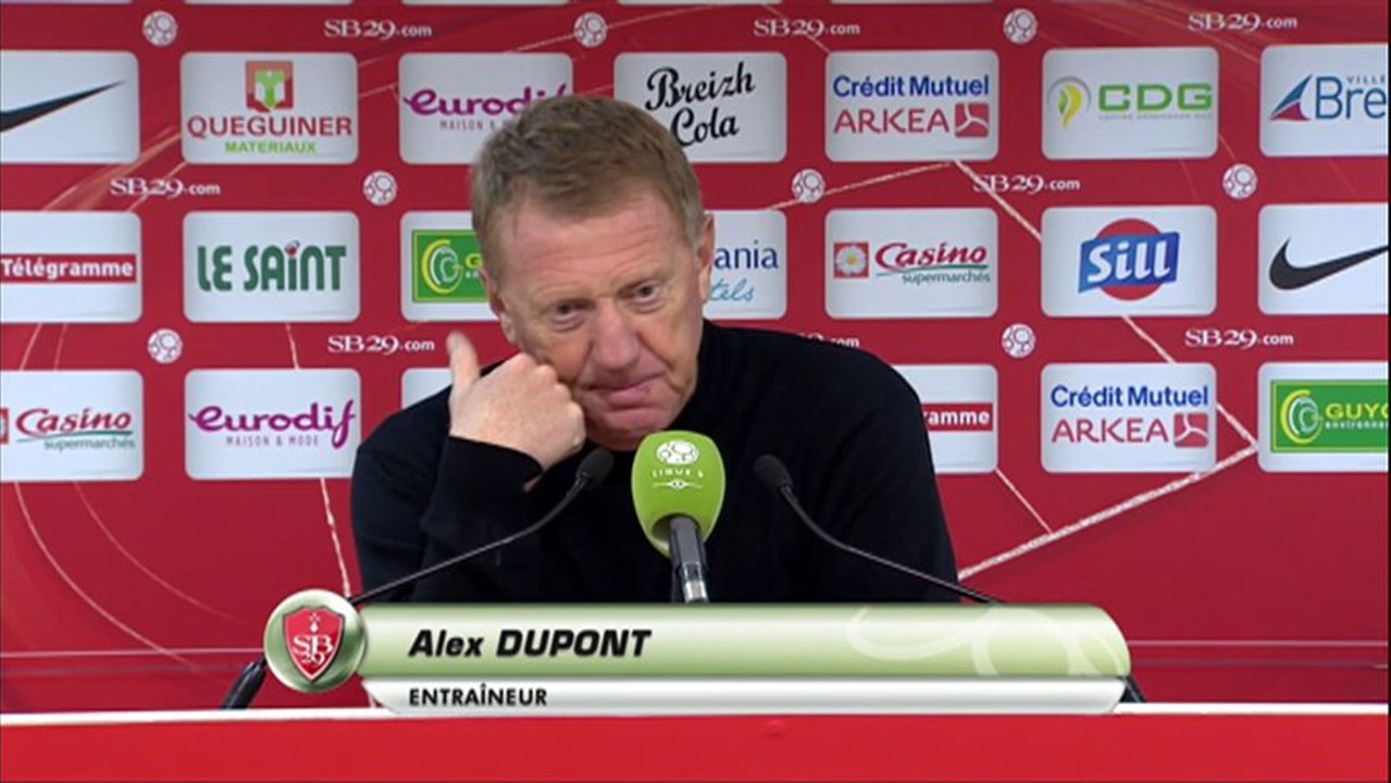 Conférence de presse Stade Brestois 29 - ESTAC Troyes (1-1) : Alex  DUPONT (SB29) - Jean-Marc FURLAN (ESTAC) - 2013/2014