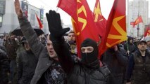 Russian nationalists rally against migrants