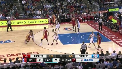 Dwight Howard copieusement sifflé par le Staples Center