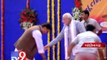GCMMF chairman Vipul chaudhary  touches Modi's feet in public - Tv9 Gujarat