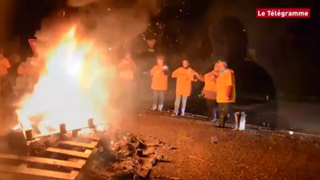 Poullaouen (29). Nuit de veille chez Marine Harvest