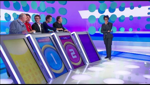 Cyril Féraud écrase le doigt de Julien Lepers - Premier anniversaire Harry