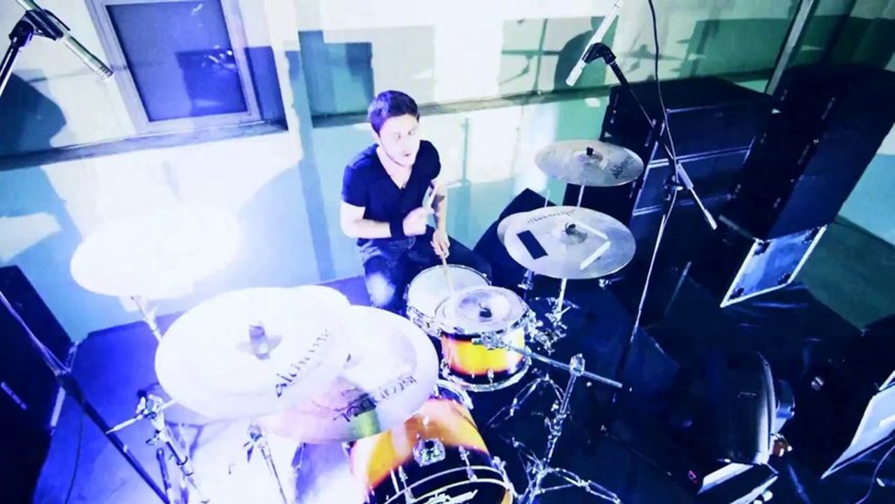 Gökyüzünde Yalnız Gezen Yıldızlar (Aslı Gökyokuş)