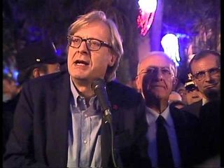 Salerno - Sgarbi inaugura "Luci d'Artista" -live- (03.11.13)