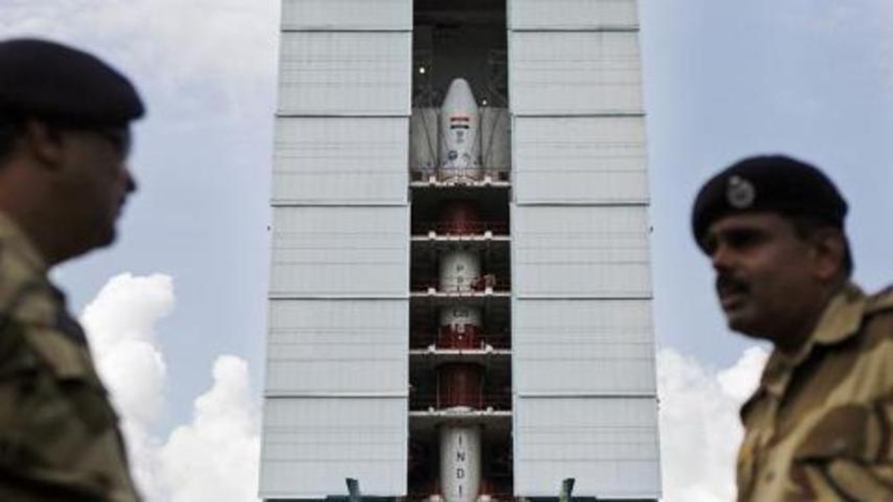 India launches Mars exploration mission