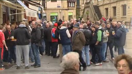 Manchester United fans prepare for Champions match in Spain