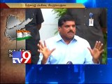 Botsa sends T and Seemandhra Cong views on T-issue to GoM