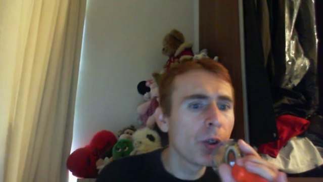 Wiwi égratigne wilder Wein de Peter Orloff