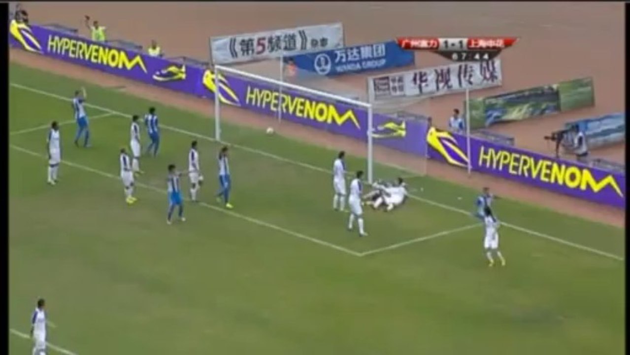 CSL: Ex-Premier-League-Kicker startet R&Fs Torreigen